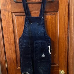 Abercrombie velvet overalls size 4/NWT